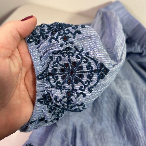 Vince Camuto Women's Off the Shoulder Eyelet Shift Dress Embroidered Hem SZ 14W - Picture 8 of 15